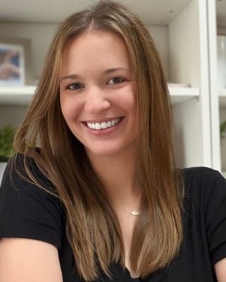 Photo of Stephanie McKinney - Stephanie McKinney: OCD, Anxiety & EMDR Therapy, Clinical Social Work/Therapist, LCSW