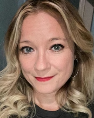 Photo of Cara Sarelli, Clinical Social Work/Therapist, LICSW