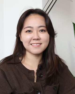 Photo of Miyu Sakurai - Miyu Sakurai - Expansive Therapy, MHC-LP