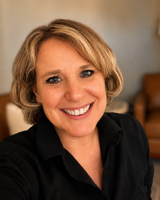 Photo of Victoria Hansen, Marriage & Family Therapist Associate, MA, MSEd