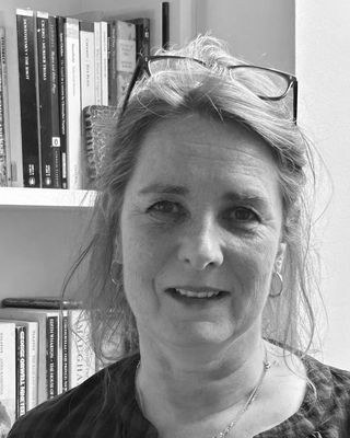 Photo of Marianne Wallis-King, Psychotherapist, MSc, MUKCP