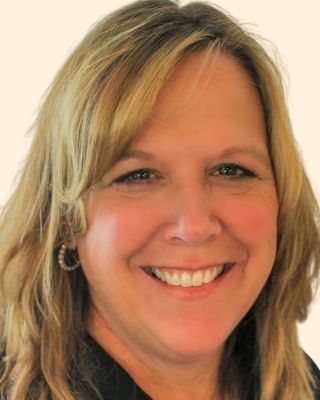 Photo of Tamara Runge, Psychiatric Nurse Practitioner, MSN, PMHNP-B