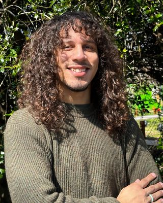 Photo of Andy Checo, Clinical Social Work/Therapist, LLMSW