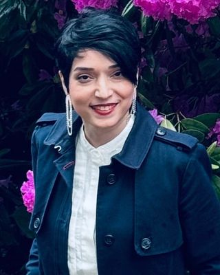 Photo of Armaghan Esfandiari, Counsellor, MA, RCC, ACS