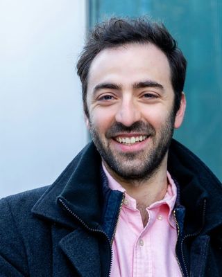 Photo of Shimon Oren, Pre-Licensed Professional, LMSW