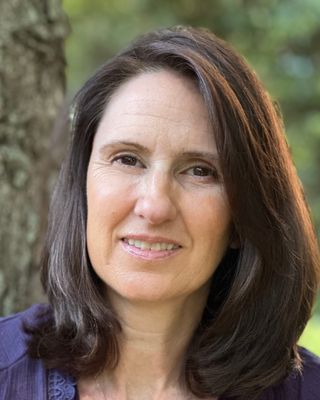 Photo of Renée Caron, LCMHC Associate, MS, NCC, LCMHCA