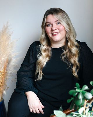 Photo of Catherine Giffin, Counsellor, MA, MCP, RCC, CCC