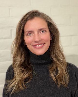 Photo of Katherine Isaacson, Counselor, LCPC, LPC