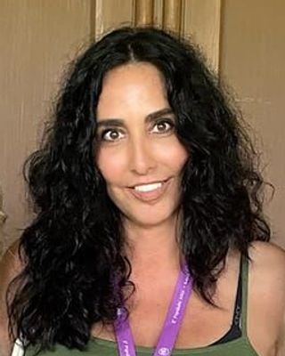 Photo of Jade Arbelo, Marriage & Family Therapist, LMFT