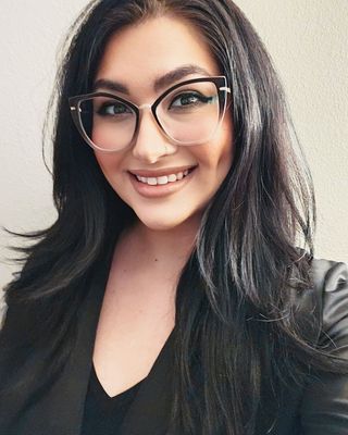 Photo of Mikaela Aschoff, Pre-Licensed Professional