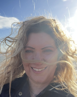 Photo of Emma Fanthom, Counsellor, MBACP