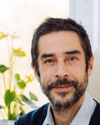 Photo of Dylan Peters, Psychotherapist, MBACP