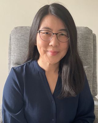 Photo of Florence Lin, Registered Psychotherapist in Thornhill, ON