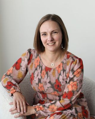 Photo of Jennifer Adams, Clinical Social Work/Therapist, MSW, RCSW