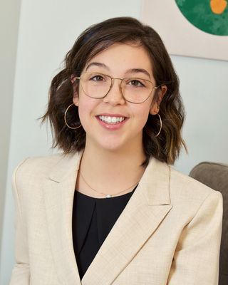 Photo of Dominique Giambalvo - Dominique Giambalvo: HOPE Therapy Group, Associate Professional Clinical Counselor, APCC