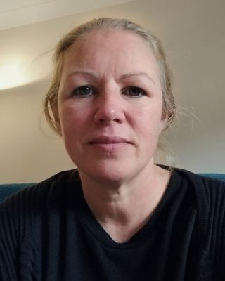 Photo of Marie Fariñas, Psychotherapist, MA, APCP