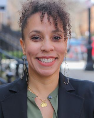 Photo of Tia Dole, Psychologist, PhD