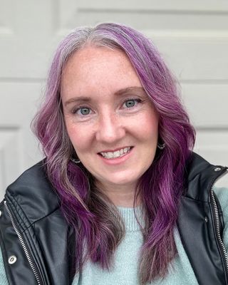 Photo of Janet De Gazon, Registered Psychotherapist, RP, CYW