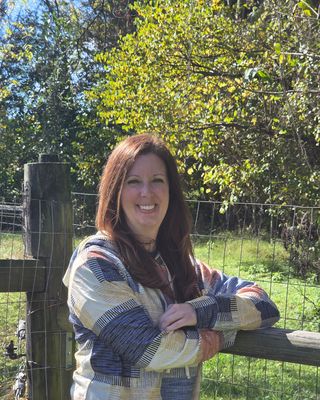 Photo of Beth Rowlands, Licensed Professional Clinical Counselor