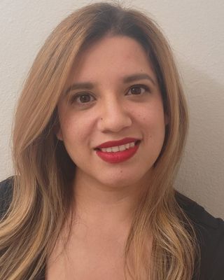 Photo of Yuliana L Galvez, Associate Clinical Social Worker