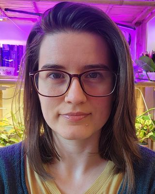 Photo of Esther Bonds, Professional Counselor Associate