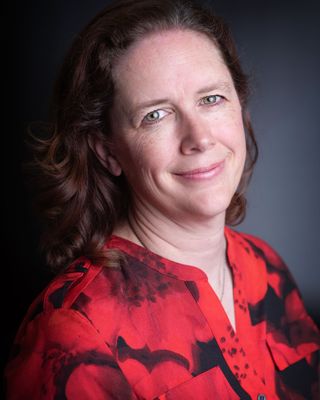 Photo of Catherine Holmes, PhD, PMHNP, CPNP-PC, Psychiatric Nurse Practitioner