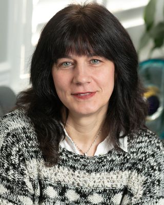 Photo of Ioana Montel, Pre-Licensed Professional in Vienna, VA