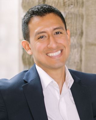 Photo of Alex Luna, Psychiatrist, MD