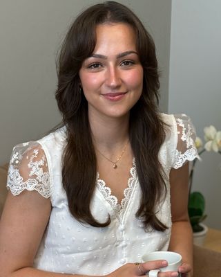Photo of Michayla Koabel, Registered Psychotherapist (Qualifying), MEd, BASc, ABSc