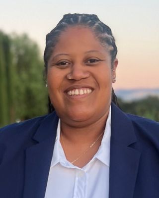 Photo of Dr. Symone Calhoun, Psychologist, PsyD