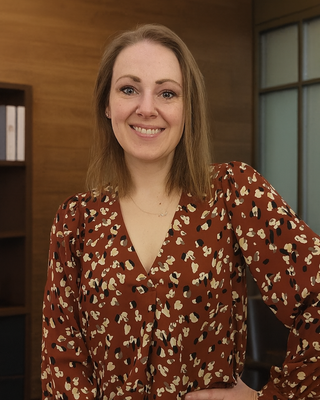 Photo of Laura Villaverde, Marriage & Family Therapist, MA, LMFT