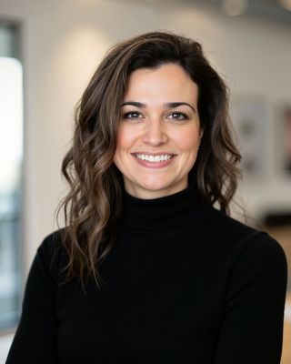 Photo of Amanda Youssef - Valley Connections Counselling, Registered Psychotherapist, MEd, RP, CCC