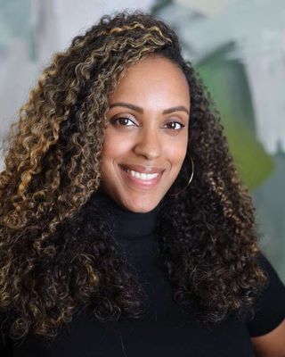 Photo of Sheila Arias, Marriage & Family Therapist, MS, LMFT