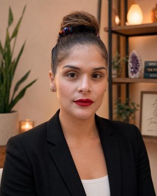 Photo of Brendaliz Fadul, Counselor, LMHC-D, RYT