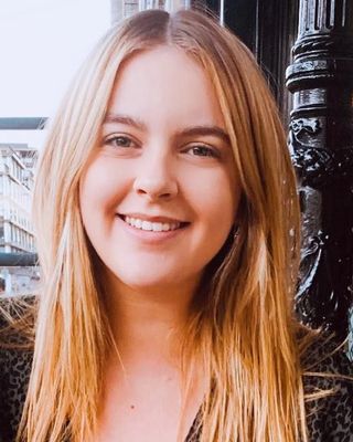 Photo of Emma Norton, Psychotherapist, Pre-Accredited Member IACP