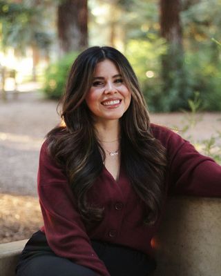 Photo of Stefany Zacarias, Licensed Professional Clinical Counselor, MS, LPCC