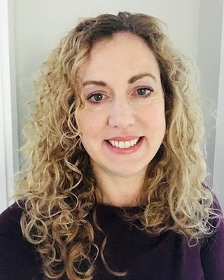Photo of Julia Dunlop, Registered Psychotherapist in N6B, ON