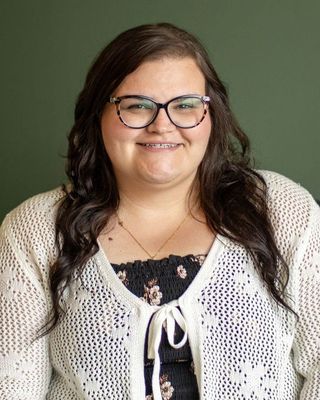 Photo of Nicole Terry, Counsellor, MA, RCT, CCC