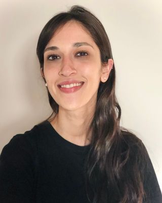 Photo of Uzma Ahmed, Clinical Social Work/Therapist, BA, MSW