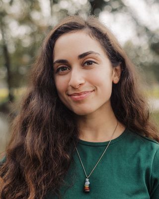 Photo of Roya Shalchi, Pre-Licensed Professional