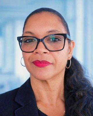 Photo of Leigh-Catherine Inglis, Counsellor, MNCPS Acc.