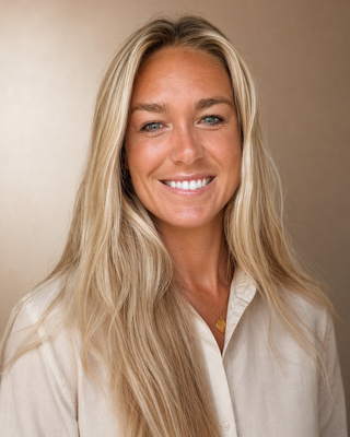 Photo of Caylin Jenkins, Clinical Social Work/Therapist, MS, LSW