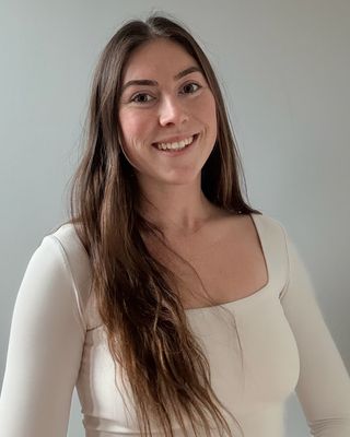 Photo of Olivia Ross - Stress, Depression, Anxiety - Olivia, Registered Psychotherapist (Qualifying)