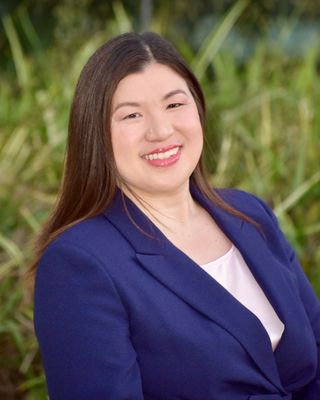 Photo of Dr. Amy La, Psychologist, PhD, MBA