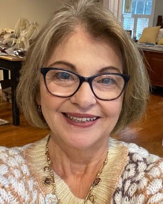 Photo of Holly Aschoff, Clinical Social Work/Therapist, LCSW, ACS