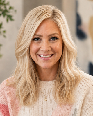 Photo of Lia Zifkin - Therapy for Neurodivergent Minds - Lia Zifkin, Registered Psychotherapist (Qualifying)