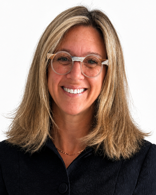 Photo of Karen 'kay' McGee, Clinical Social Work/Therapist, LCSW