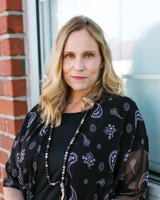 Photo of Tonya Miles, Psychologist, PsyD, SEP