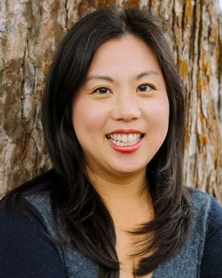 Photo of Linda Wan, Counsellor, MEd, RCC
