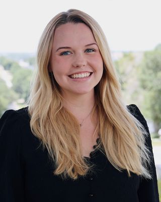 Photo of Anna Harris, Pre-Licensed Professional